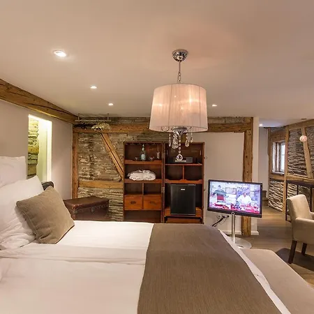 Boutique - Hotel Adara-2